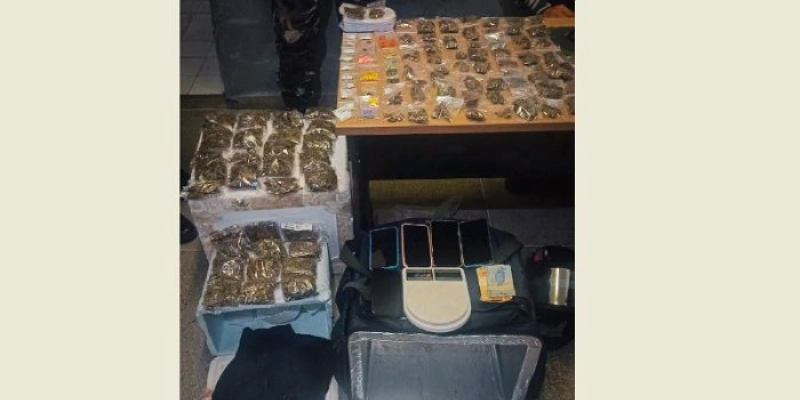 Polícia Militar prende um casal por tráfico de drogas em Campina Grande