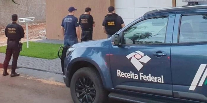 Polícia, Anatel e Receita Federal fecham comércio de produtos falsos na PB