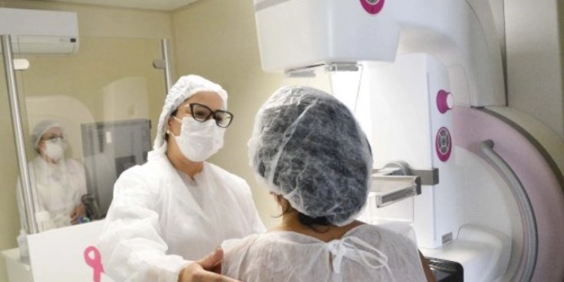 Mulheres a partir de 40 anos podem realizar mamografias pela Rede Municipal de Saúde