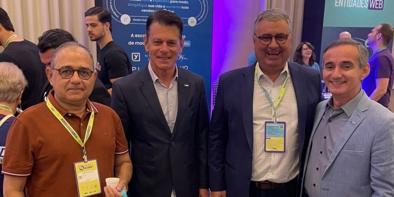 Presidente da FCDL-PB participa de convenções em Minas e São Paulo e reforça convite para encontro nacional em João Pessoa