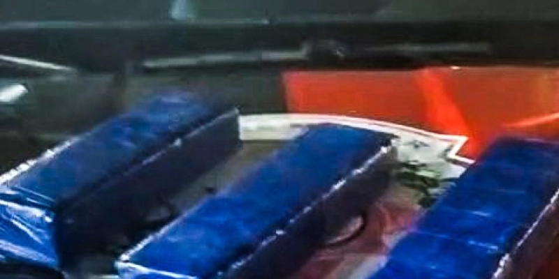 Polícia Militar flagra suspeito usando bicicleta no transporte de drogas em Campina Grande