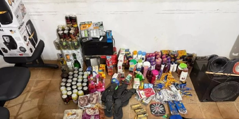 Polícia Militar frustra furto a mercadinho e prende suspeitos em Teixeira