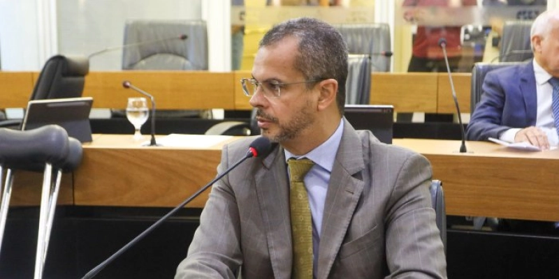 5% das crianças sofrem algum tipo de distúrbio de crescimento; Lei de Jutay leva informação sobre o tema