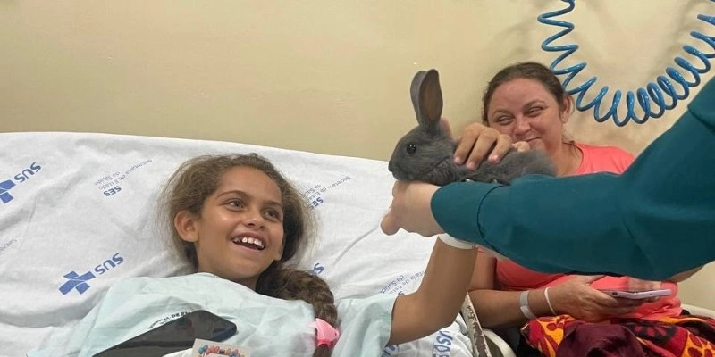 Semana da Criança leva arte, alegria e solidariedade aos pacientes do Trauma de Campina Grande