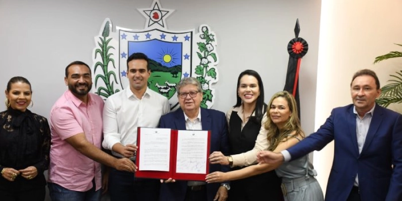 João Azevêdo assina decreto de criação do Monumento Natural Itacoatiaras do Ingá e destaca importância da ação para a preservação e turismo sustentável