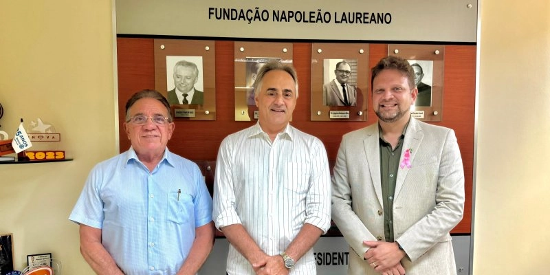 Luciano Cartaxo é o deputado estadual que mais destinou recursos ao Hospital Napoleão Laureano, com mais de R$ 1 milhão investidos