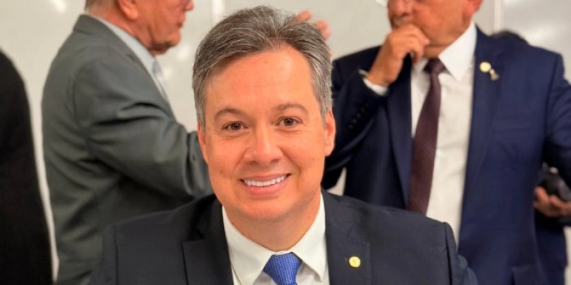 Em Cajazeiras, Júnior Araújo destaca importância das sessões itinerantes e celebra investimento de mais de R$ 5 milhões em emendas parlamentares
