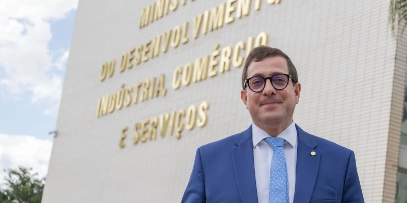 Gervásio Maia destaca importância das emendas parlamentares em entrevista à Revista Veja