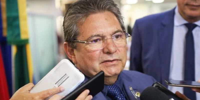 Adriano Galdino anuncia novo concurso público da Assembleia Legislativa da Paraíba