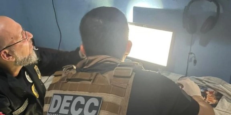 DECC cumpre mandado contra jovem que incentivava violência contra minorias pelas redes sociais na PB