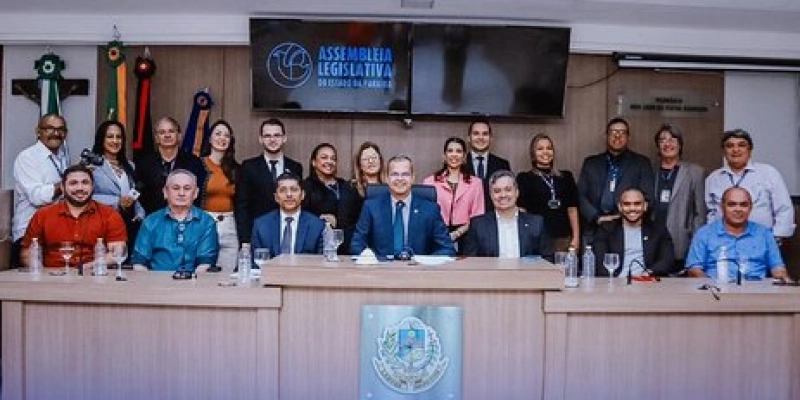 Deputado Jutay Meneses homenageia servidores públicos e destaca papel essencial na construção de uma Paraíba mais justa
