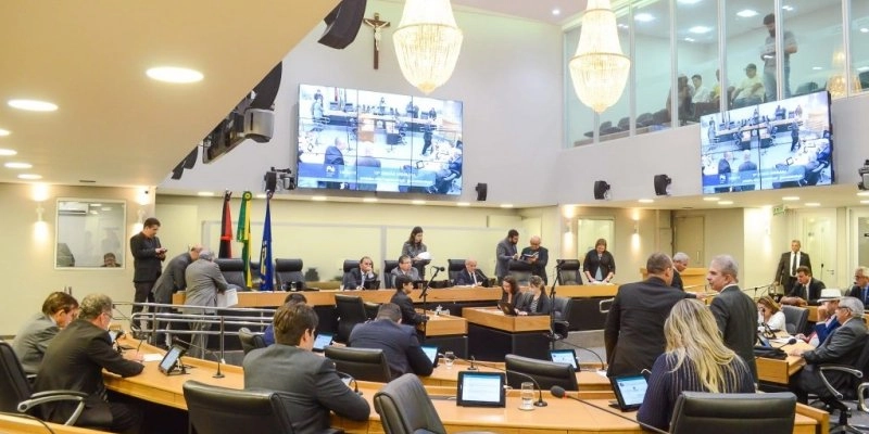 Operação no Rio de Janeiro acende debate acalorado na Assembleia da Paraíba