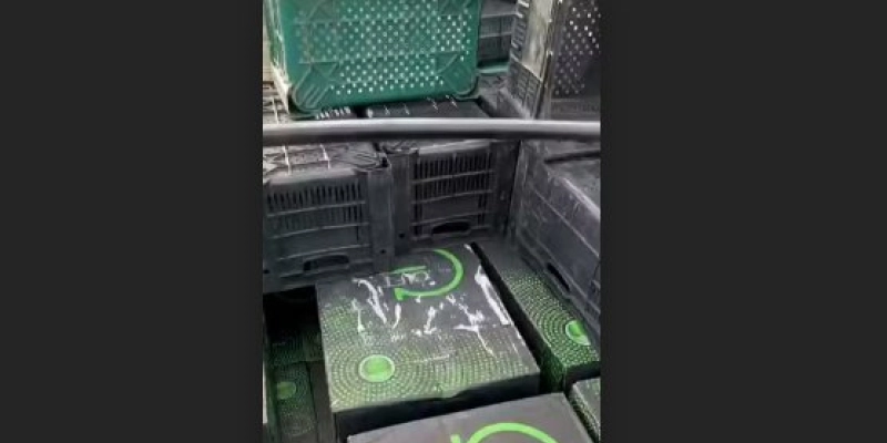 PRF apreende 84 mil maços de cigarros contrabandeados e prende homem na BR-230