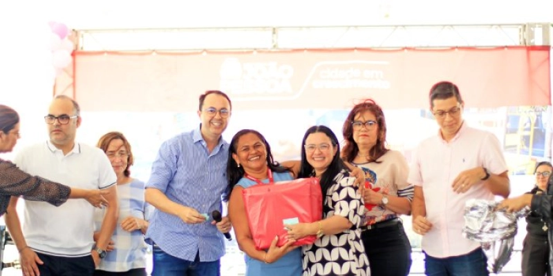 Cícero Lucena encerra Semana do Servidor e destaca renovação da fé e do propósito de fazer o melhor pela cidade