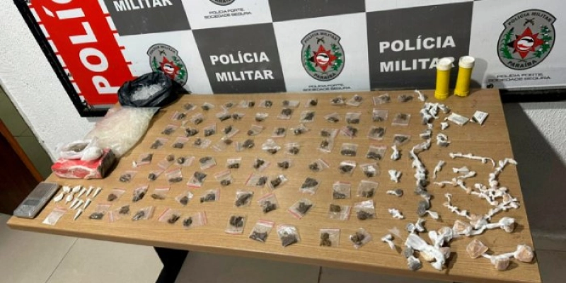 Com ajuda de cão farejador, PM apreende drogas em comunidade na zona sul de João Pessoa