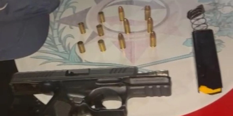 Polícia Militar apreende arma e motocicleta que podem ter sido usadas para cometer homicídio