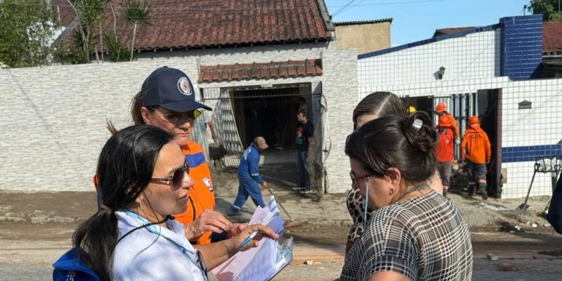 Governo e Cagepa lançam ação emergencial com assistência às vítimas, limpeza urbana e custeios