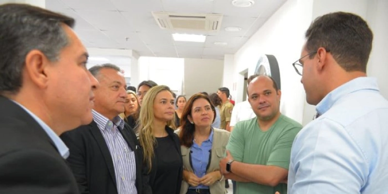 Ao lado de Lucas, Pollyanna garante assistência e acolhimento às famílias atingidas pelo rompimento de reservatório em Campina Grande