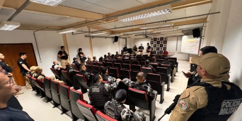 Operações no litoral sul resultam na apreensão de 03 armas de fogo, 05 veículos roubados e em 04 prisões