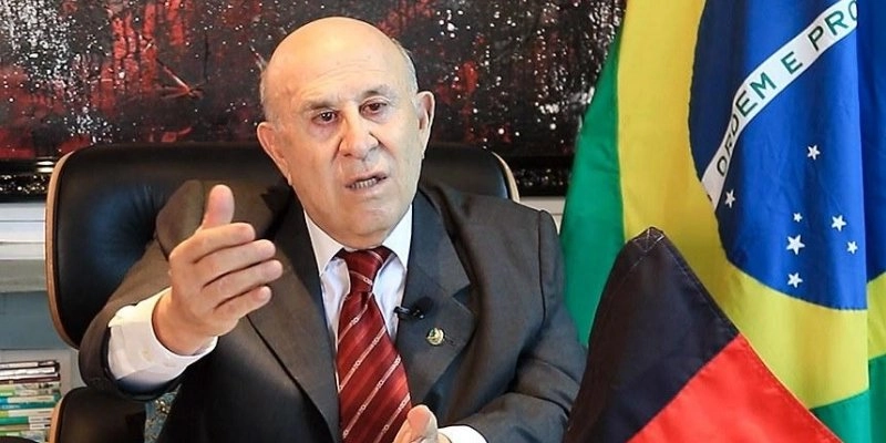 Aos 86 anos, Ney Suassuna anuncia volta e critica falta de espaço com Veneziano