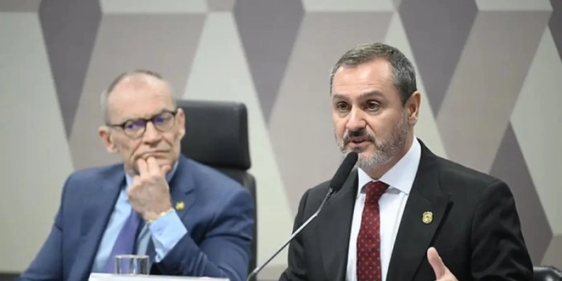  Fraudes financeiras podem chegar a R$ 12 bilhões, estima diretor da PF 