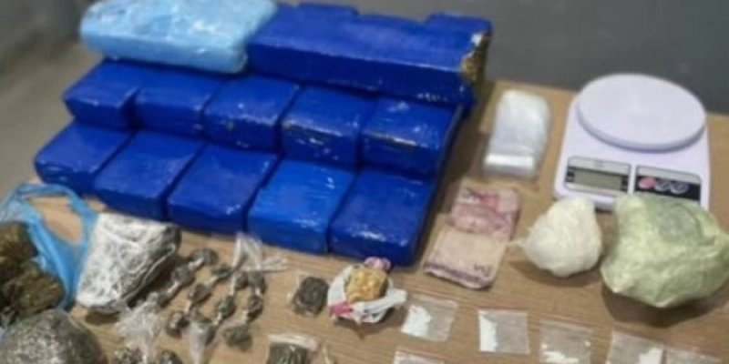 PM prende dupla por tráfico e apreende drogas em operação na PB