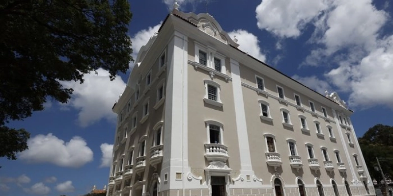 João Azevêdo inspeciona obra do Palácio dos Despachos e destaca importância da ação na revitalização do Centro Histórico da Capital 