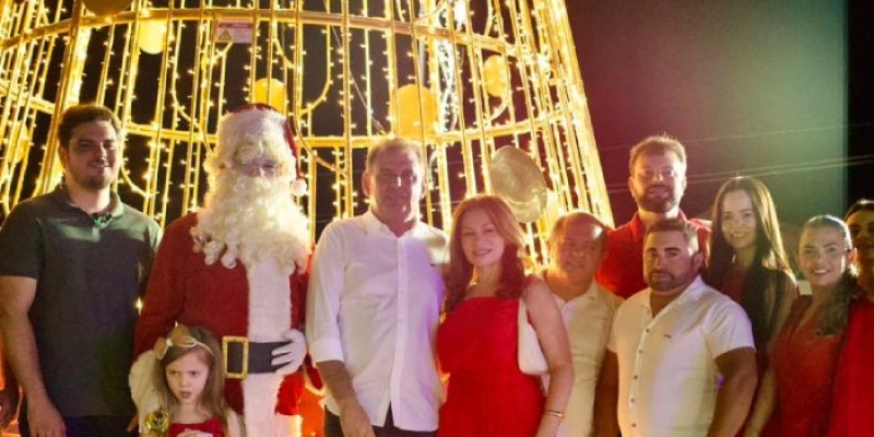 Chico Mendes se emociona na abertura do Natal Luz do Sertão em São José de Piranhas