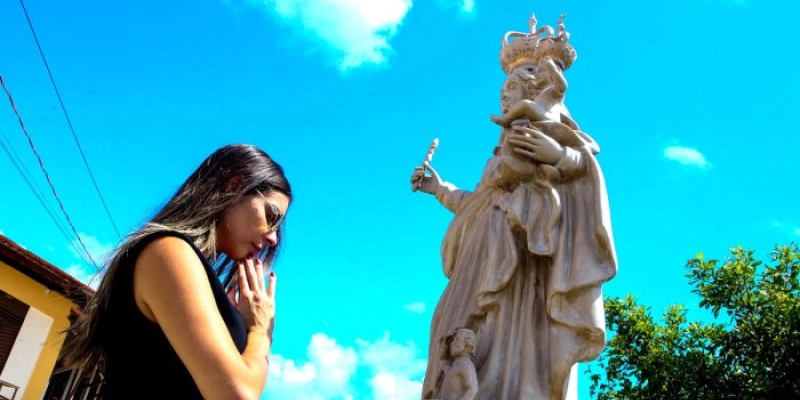 Devoção a Nossa Senhora da Penha mobiliza fiéis de diversas cidades da Paraíba e até de outros estados