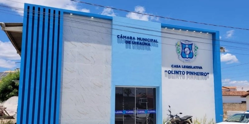 Em Uiraúna, Benevenuto cumpre acordo e renunciará à presidência da Câmara