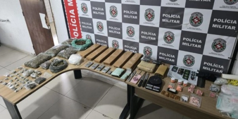 Polícia Militar desarticula ‘delivery’ de drogas e apreende mais de 10 quilos de entorpecentes na capital