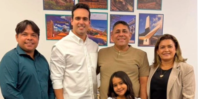Prefeito de Aparecida discute melhorias para o município em audiência com o vice-governador