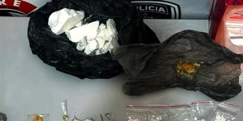 Operação da Polícia Civil prende jovem com drogas e suspeito de arrombar caixa eletrônico