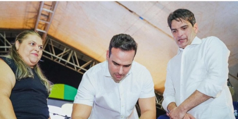 Lucas Ribeiro inaugura creche e assina contratos do Empreender no Vale do Piancó