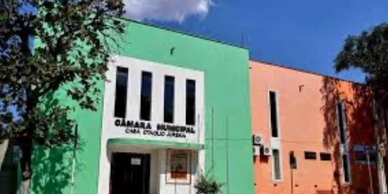 MP investiga uso irregular de nomes de servidores em comissão de licitação da Câmara de Cajazeiras
