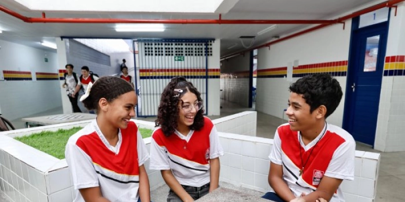 Alunos e professores da Rede Municipal de Ensino se preparam para intercâmbio no Canadá e Inglaterra