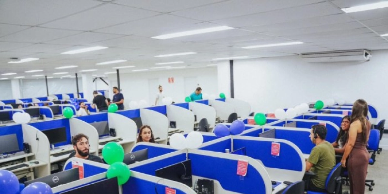 Lucas Ribeiro participa de inauguração de call center em Campina Grande e ressalta geração de emprego na Paraíba