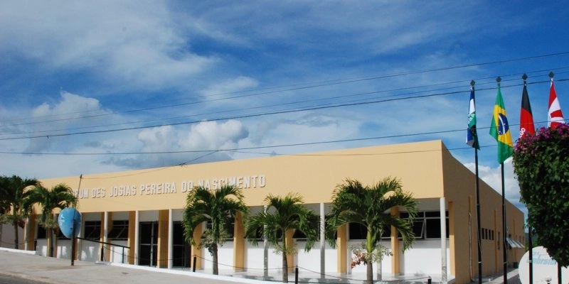 MP abre procedimento para fiscalizar gastos com combustível da Prefeitura e Câmara de Desterro