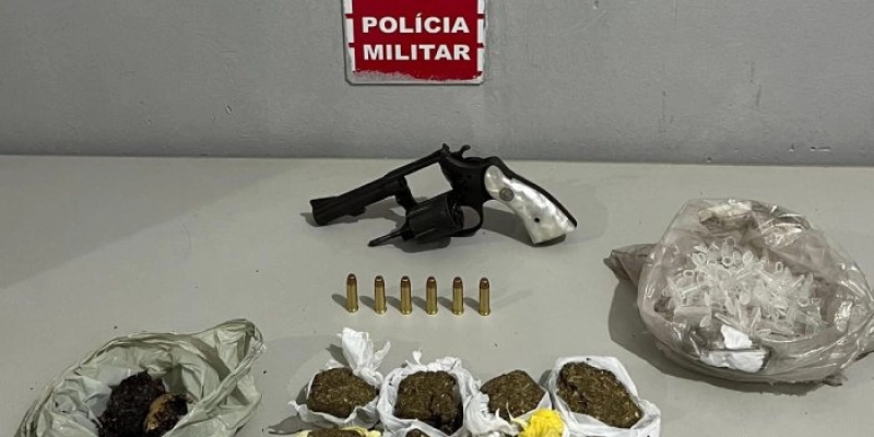 Ação da Polícia Militar apreende arma em casa que era usada por traficantes