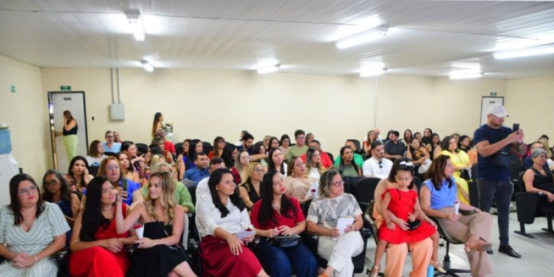Sedh reúne profissionais do Serviço de Família Acolhedora e Casas Lares para avaliação das ações