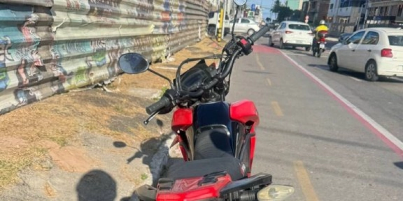 PRF apreende motocicleta adulterada após acompanhamento tático 