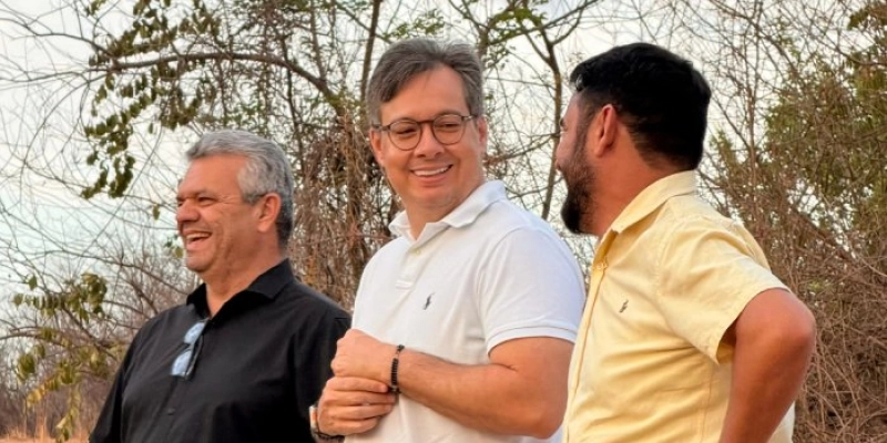 Deputado Júnior Araújo anuncia ambulância 0 km e destaca investimentos em mobilidade no distrito do Patamuté, em Cajazeiras