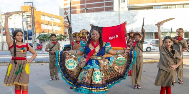 Público aplaude apresentações de culturas populares no Parque Solon de Lucena