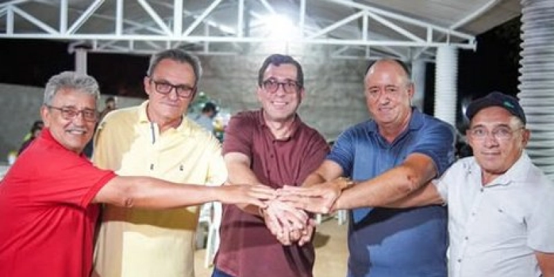 Gervásio Maia cumpre agenda em Condado e discute demandas com associação comunitária