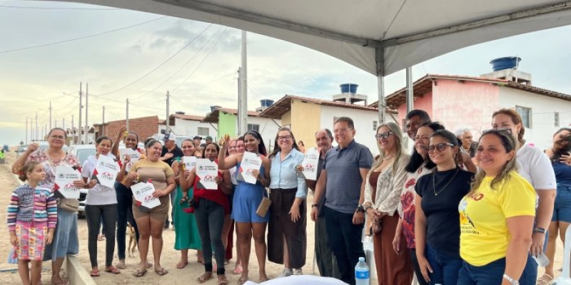 Governo da Paraíba entrega 20 casas do Programa Parceiros da Habitação em Pocinhos