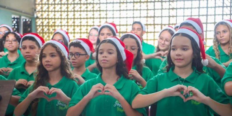 Cícero Lucena reforça humanização na Saúde ao celebrar o Natal com crianças atendidas no Hospital do Valentina