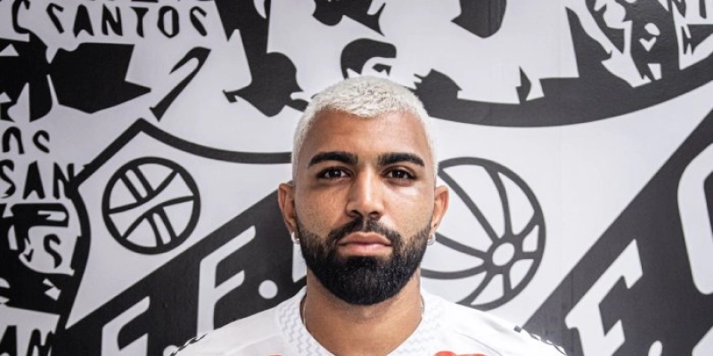 Santos anuncia volta de Gabigol, revelado nas categorias de base