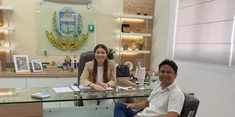 Em reunião, prefeita Amanda Silveira e presidente Diógenes Ferreira reforçam a harmonia entre os poderes e discutem ações para o desenvolvimento de Sousa