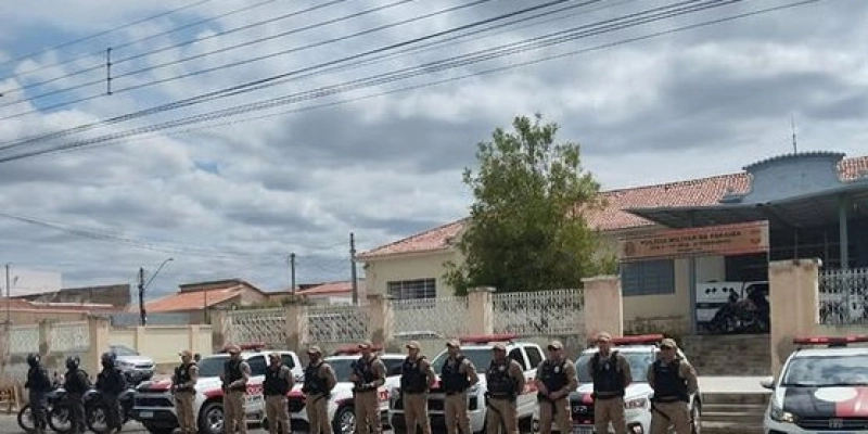 Operação do 14º BPM realiza bloqueios e abordagens em pontos estratégicos de Pombal