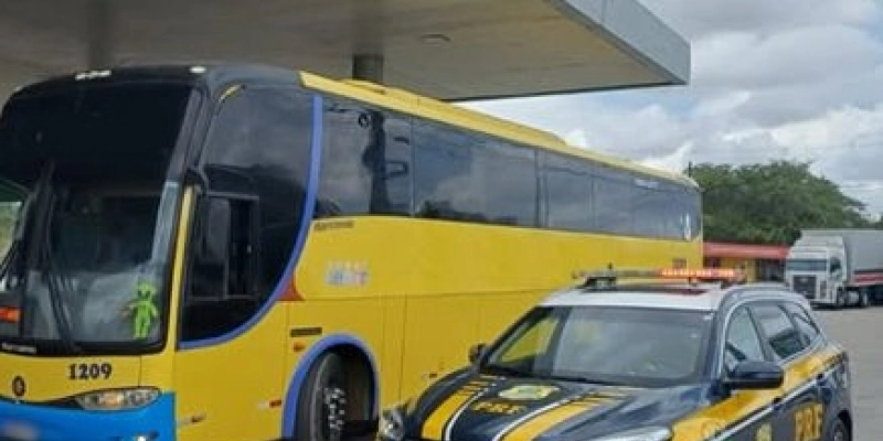 Operação da PRF barra viagens clandestinas e reforça segurança nos ônibus na Paraíba